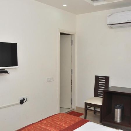 Hotel Al Gulzar Delhi  Extérieur photo
