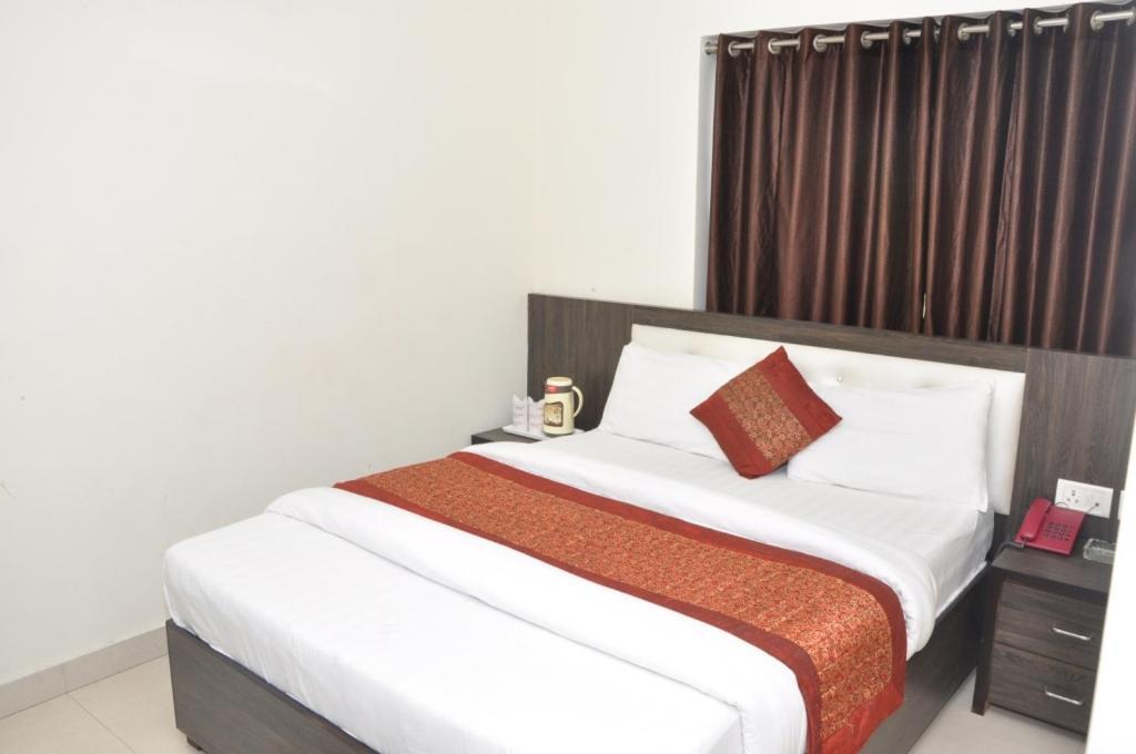 Hotel Al Gulzar Delhi  Extérieur photo
